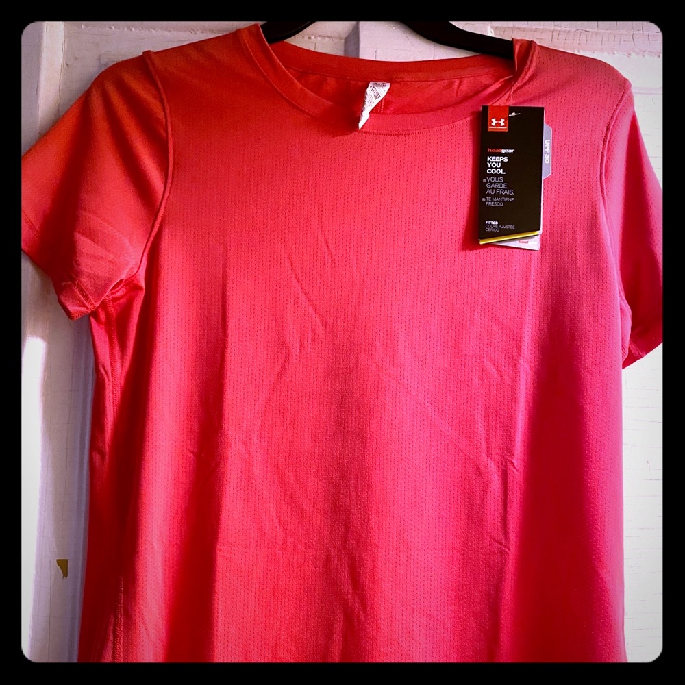 Underarmour small pink ladies t-shirt